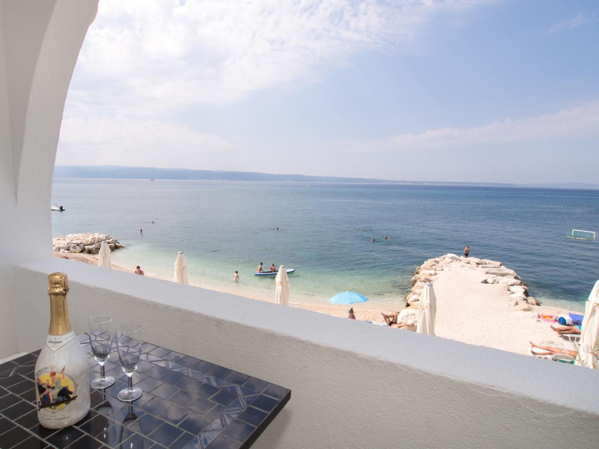 Villa Tamaris On The Beach Podstrana Exterior photo